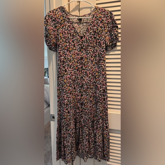 wild fable Dresses & Skirts - Floral Puff Sleeve Dress